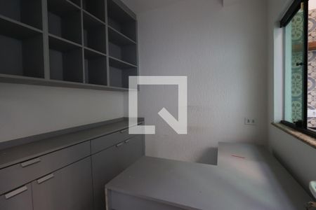 Escritório de casa à venda com 3 quartos, 200m² em Parque Oratório, Santo André