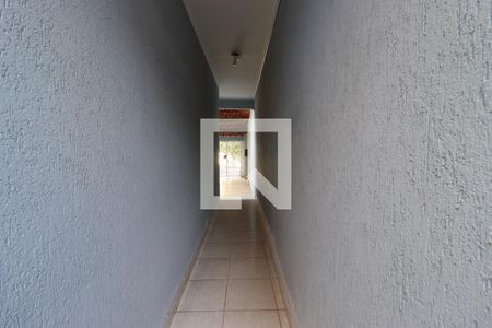 Corredor externo de casa à venda com 3 quartos, 200m² em Parque Oratório, Santo André