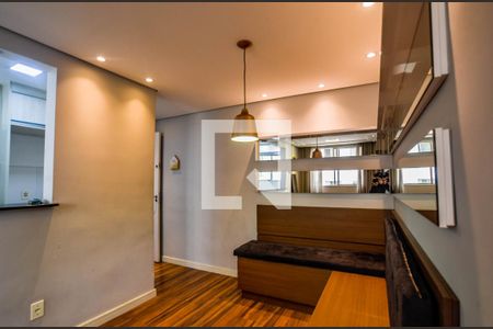 Sala de apartamento para alugar com 2 quartos, 49m² em Vila Homero Thon, Santo André