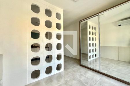 Quarto de kitnet/studio para alugar com 1 quarto, 33m² em Mirandópolis, São Paulo