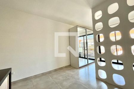 Sala de kitnet/studio para alugar com 1 quarto, 33m² em Mirandópolis, São Paulo