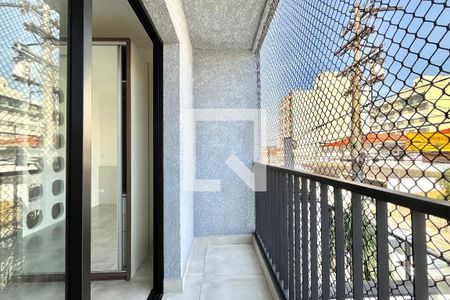 Varanda de kitnet/studio para alugar com 1 quarto, 33m² em Mirandópolis, São Paulo