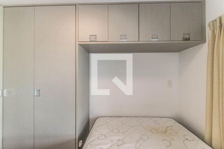 Suíte de apartamento para alugar com 1 quarto, 46m² em Jardim Armação, Salvador