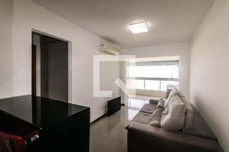 Sala de apartamento para alugar com 1 quarto, 46m² em Jardim Armação, Salvador
