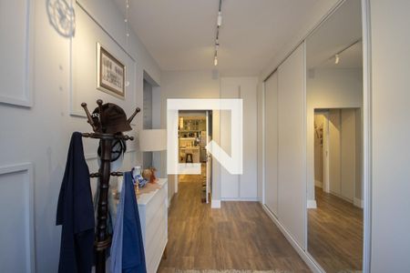 Closet de apartamento à venda com 1 quarto, 90m² em Tremembé, São Paulo