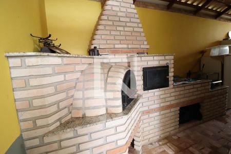 Varanda gourmet de casa de condomínio para alugar com 5 quartos, 400m² em Gávea, Uberlândia