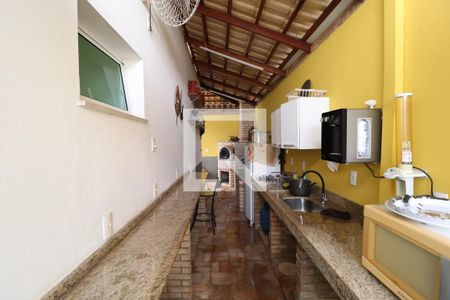 Varanda gourmet de casa de condomínio para alugar com 5 quartos, 400m² em Gávea, Uberlândia