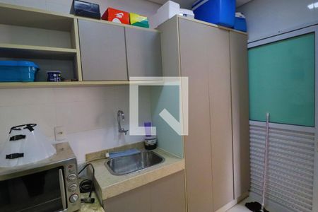 Área de Serviço de casa de condomínio para alugar com 5 quartos, 400m² em Gávea, Uberlândia