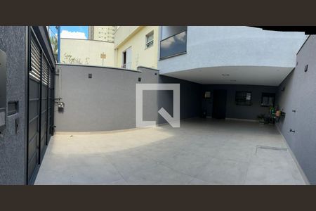 Garagem de casa à venda com 3 quartos, 180m² em Vila da Saúde, São Paulo