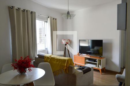 Sala de apartamento para alugar com 1 quarto, 42m² em Tanque, Rio de Janeiro