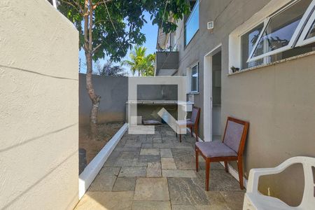 Edícula  de casa para alugar com 5 quartos, 480m² em Jardim Virginia, Guarujá