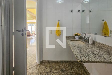 Lavabo de casa para alugar com 5 quartos, 480m² em Jardim Virginia, Guarujá