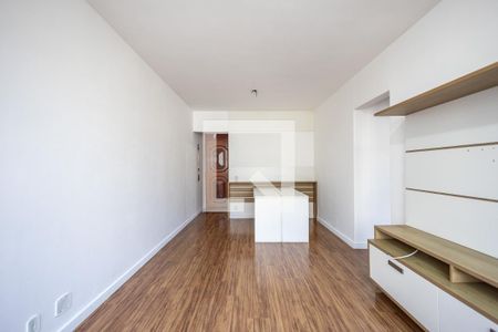 Sala de apartamento para alugar com 2 quartos, 70m² em Tijuca, Rio de Janeiro