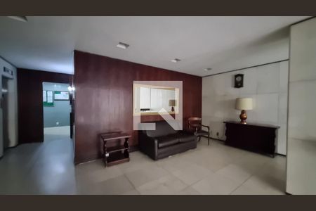 Hall de apartamento para alugar com 2 quartos, 70m² em Tijuca, Rio de Janeiro