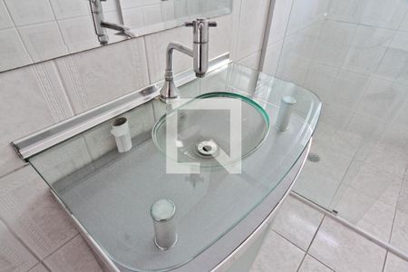 Banheiro de Serviço de casa à venda com 3 quartos, 209m² em São Domingos, São Paulo