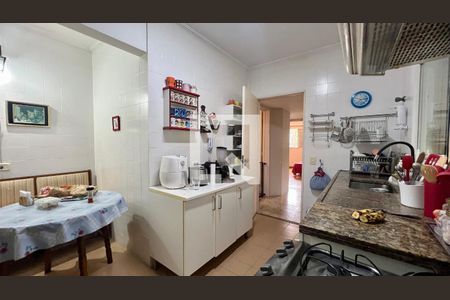Cozinha de apartamento para alugar com 3 quartos, 117m² em Pinheiros, São Paulo