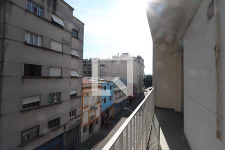 Varanda de kitnet/studio para alugar com 1 quarto, 60m² em Santa Ifigênia, São Paulo
