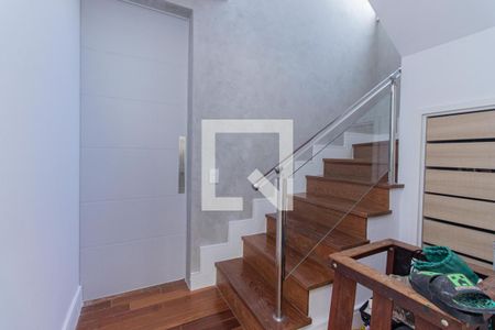 Escada de apartamento à venda com 3 quartos, 335m² em Ipiranga, São Paulo