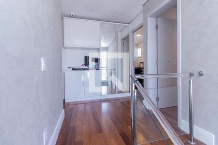 Escada de apartamento à venda com 3 quartos, 335m² em Ipiranga, São Paulo