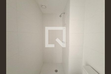 Banheiro de kitnet/studio para alugar com 1 quarto, 34m² em Centro, Rio de Janeiro