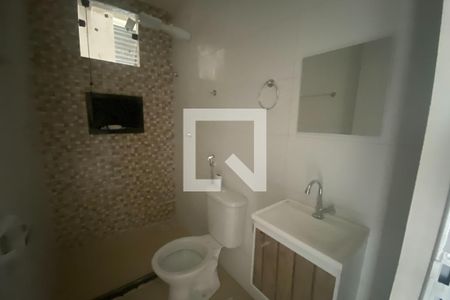 Banheiro de apartamento para alugar com 2 quartos, 125m² em Vila Santa Cruz, Duque de Caxias