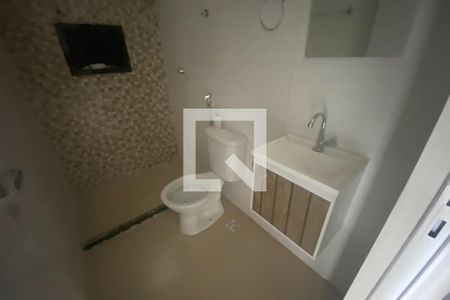 Banheiro de apartamento para alugar com 2 quartos, 125m² em Vila Santa Cruz, Duque de Caxias