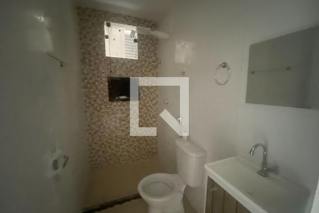 Banheiro de apartamento para alugar com 2 quartos, 125m² em Vila Santa Cruz, Duque de Caxias