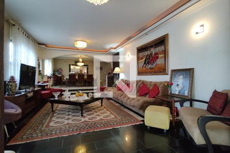 Sala 1 de casa à venda com 3 quartos, 450m² em Tanque, Rio de Janeiro