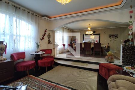 Sala 1 de casa à venda com 3 quartos, 450m² em Tanque, Rio de Janeiro