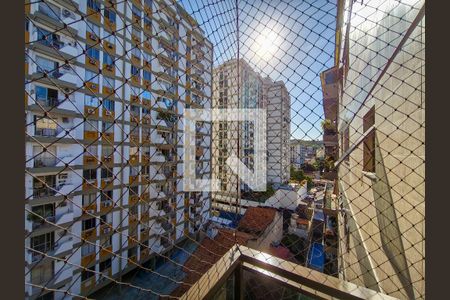Vista da Sala de apartamento à venda com 3 quartos, 157m² em Vila Isabel, Rio de Janeiro