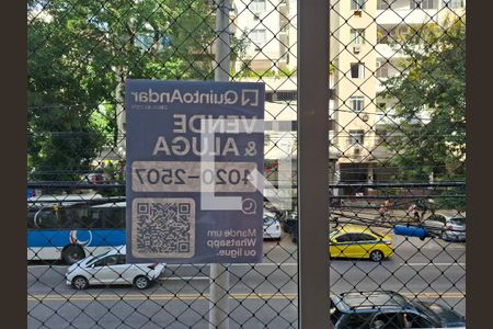 Placa de apartamento à venda com 3 quartos, 128m² em Laranjeiras, Rio de Janeiro