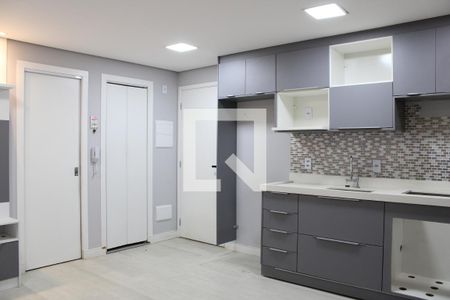 Cozinha/Sala de apartamento à venda com 1 quarto, 33m² em Água Rasa, São Paulo
