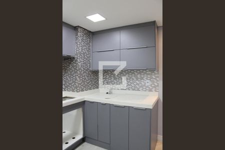 Sala/Cozinha de apartamento à venda com 1 quarto, 33m² em Água Rasa, São Paulo