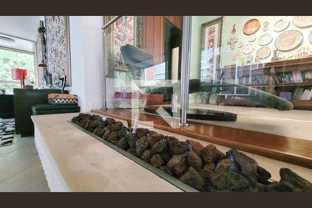 Sala - Lareira de casa de condomínio à venda com 6 quartos, 830m² em Jardim Santana, Campinas