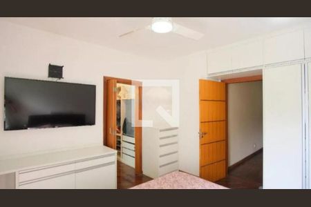 Casa à venda com 3 quartos, 330m² em Jardim Textil, São Paulo