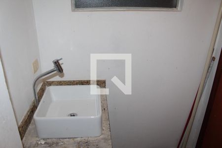 Banheiro de kitnet/studio à venda com 1 quarto, 43m² em República, São Paulo