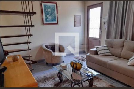 Casa à venda com 2 quartos, 120m² em Vila Firmiano Pinto, São Paulo