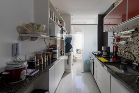 Cozinha de apartamento à venda com 2 quartos, 82m² em Gopouva, Guarulhos