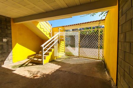 Garagem de casa para alugar com 2 quartos, 70m² em Vila Santa Teresinha, São Paulo