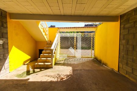 Garagem de casa para alugar com 2 quartos, 70m² em Vila Santa Teresinha, São Paulo