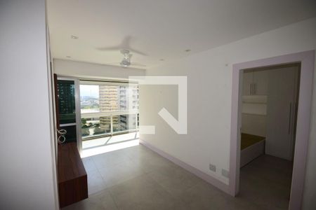 Sala/Cozinha de apartamento para alugar com 2 quartos, 67m² em Barra da Tijuca, Rio de Janeiro