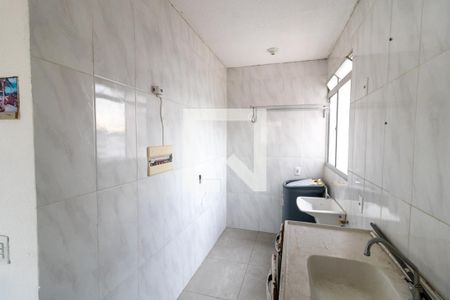 Cozinha e Área de Serviço de apartamento à venda com 2 quartos, 40m² em Hípica, Porto Alegre