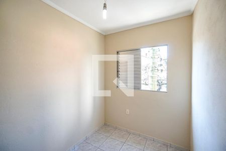 Quarto 01 de casa para alugar com 2 quartos, 90m² em Vila Carrão, São Paulo