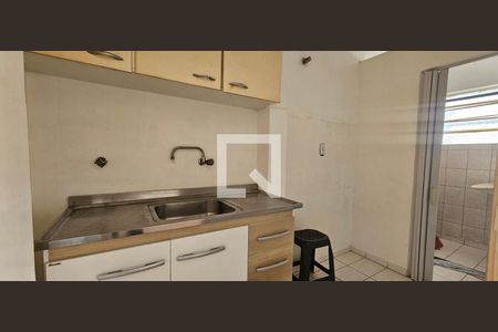 Cozinha de kitnet/studio à venda com 1 quarto, 32m² em Centro Histórico de São Paulo, São Paulo