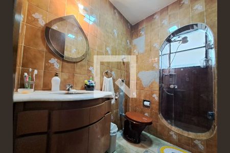 Banheiro de apartamento à venda com 3 quartos, 63m² em Padre Eustáquio, Belo Horizonte