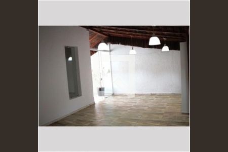 Casa para alugar com 4 quartos, 420m² em Vila Madalena, São Paulo
