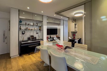 Sala de apartamento à venda com 1 quarto, 73m² em Lourdes, Belo Horizonte