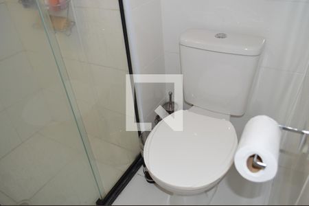 Banheiro de kitnet/studio à venda com 1 quarto, 29m² em Vila Dom Pedro I, São Paulo