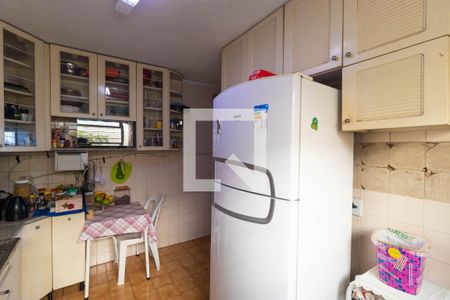 Cozinha de apartamento à venda com 2 quartos, 74m² em Jardim Campos Elíseos, Campinas