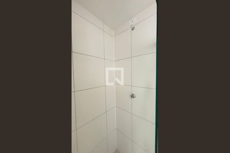 Banheiro de apartamento para alugar com 2 quartos, 38m² em Santa Maria, Santo André
